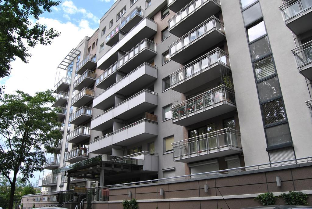 Royal Apartments - Apartamenty Inowroclawska Eksteriør billede